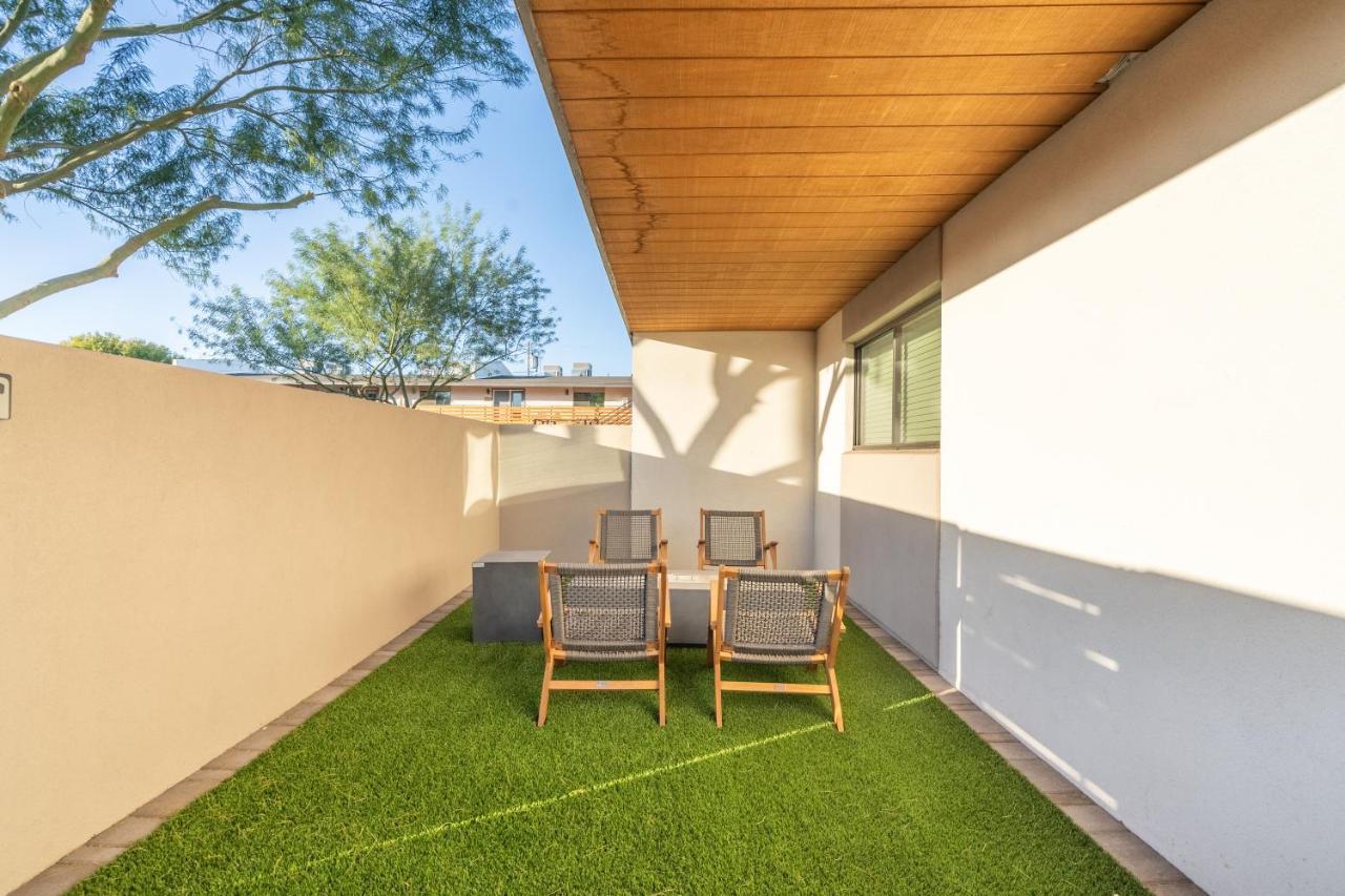 Midtown Bliss With Pool & Sports Use & Laundry & Parking